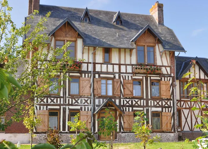 Au Chateau Des Ifs * La Haye-de-Routot